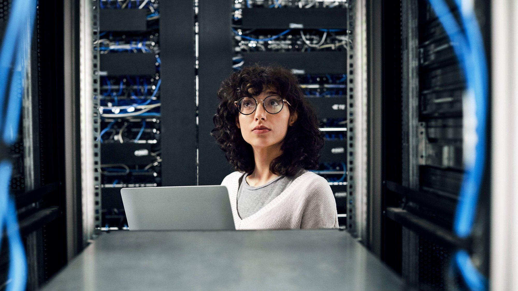 DataCenter_GettyPartner1307905775